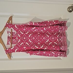 Crown and Ivy, Sleeveless Top, Size Large